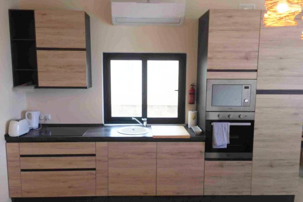 Mellieha Luxury Penthouse With Sea & Country Views Apartment ภายนอก รูปภาพ